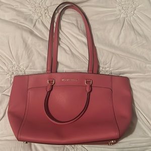 Michael kors handbag. Like brand new/ perfect condition